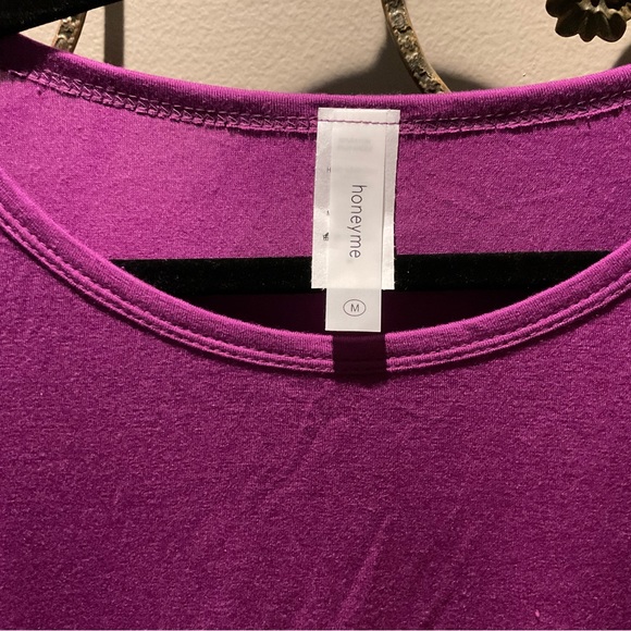 NWOT Honeyme Medium Purple & Leopard Knit Top with Wide Ruffle Leopard Sleeves - Picture 2 of 6